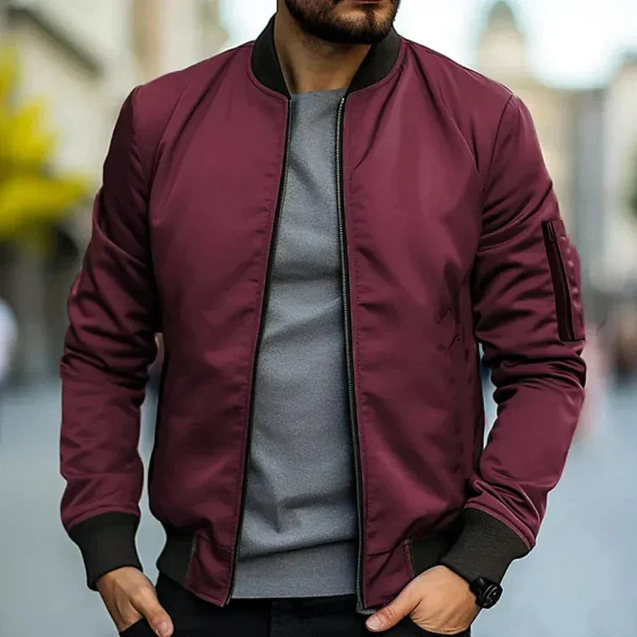 Klassische Bomberjacke