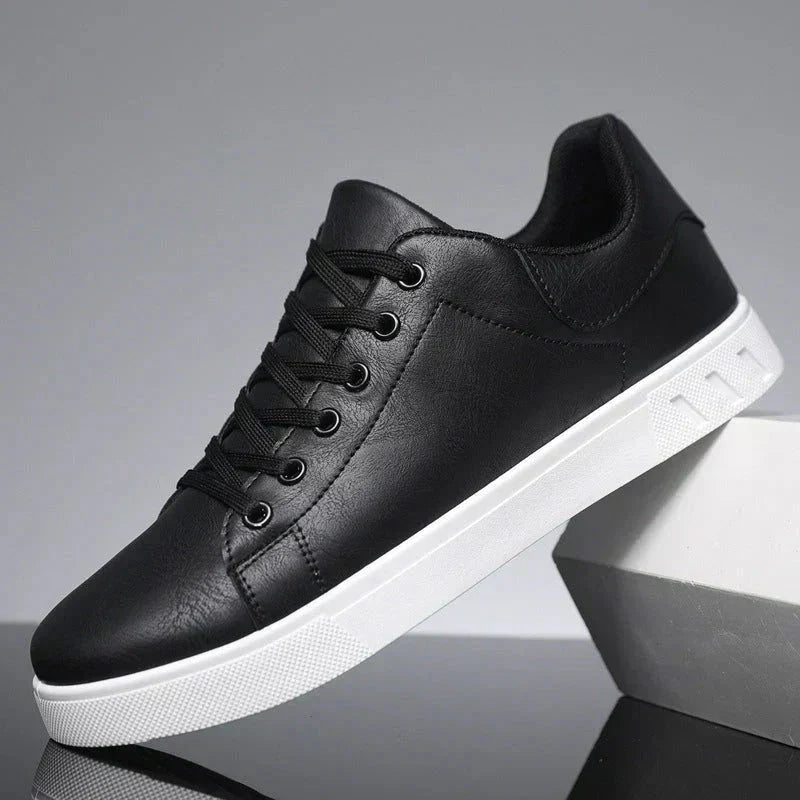 Zeitlose Leder-Sneaker